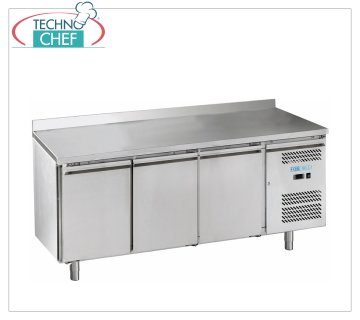 Forcold - Mesa Frigorífica, Temp.-18°/-22°C, 3 Puertas y Salpicadero, con Monobloc, Sistema Enchufable, Clase E, mod. M-GN3200BT-FC