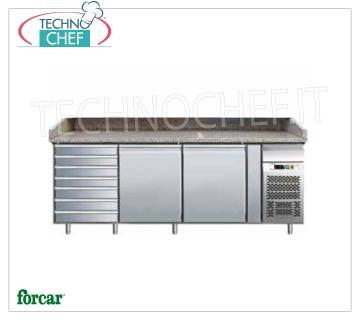 Mostrador para Pizza 2 Puertas, 7 Cajones, Tapa de Granito, Ventilado, Clase B MOSTRADOR DE PIZZA REFRIGERADO 2 PUERTAS, CÓMODO DE 7 CAJONES, Tapa DE GRANITO, Temperatura +2/+8°C, V.230/1, Ventilado, ECOLÓGICO en Clase B, Gas R290, Kw.0,26, Peso 362 Kg, dim .mm .2025x800x1000h