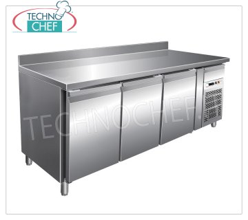 Frigorífico Sobremesa Forcar 3 Puertas con protector contra salpicaduras, Temp.-2°/+8°C, Lt.339, Ventilado, Clase B, G-SNACK3200TN Mesa Mostradora Frigorífica 3 PUERTAS con pie y cajón neutro, Profesional, Línea SNACK, temp.-2°/+8°C, capacidad 339 litros, refrigeración ventilada, ECOLÓGICO en Clase B, Gas R290, V.230/1, Kw. 0,26, peso 136 kg, dim.mm.1795x600x860/960h