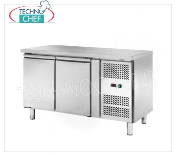 Mesa Frigorífica 2 Puertas, Temp.-2°/+8°C, lt.228, Ventilada, Clase C, mod.AKS2104TN Mesa Refrigerada 2 PUERTAS, Profesional, Línea SNACK, Temp.-2°/+8°C, capacidad 228 litros, refrigeración ventilada, ECOLÓGICA en Clase C, Gas R290, V.230/1, Kw.0,22, Peso 87 Kg, dim.mm.1360x600x850h