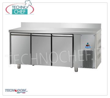 TECNODOM - CONGELADOR/MESA CONGELADOR 3 puertas con Backsplash, lt.460 CONGELADOR/MESA CONGELADOR 3 PUERTAS con UPSSTAND, marca TECNODOM, capacidad lt.460, temperatura de funcionamiento -18°/-22°C, refrigeración ventilada, Gastro-Norm 1/1, V.230/1, Kw.0, 7, Peso 127 Kg, dim.mm.1870x715x950h