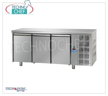 Tecnodom- Frigorífico Profesional/Mesa Refrigerada 3 puertas, Mod.TF03MIDGN MESA REFRIGERADA 3 puertas, marca TECNODOM, capacidad lt.460, temperatura de funcionamiento 0°/+10°C, refrigeración ventilada, Gastro-Norm 1/1, V.230/1, Kw.0,495, Peso 102 Kg, dim .mm .1870x700x850h